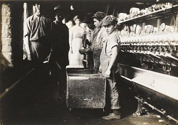 Young Doffers in the Elk Cotton Mills, Fayetteville, Tennessee by Vintage Afbeeldingen