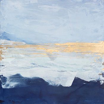 Peaceful Golden Horizon