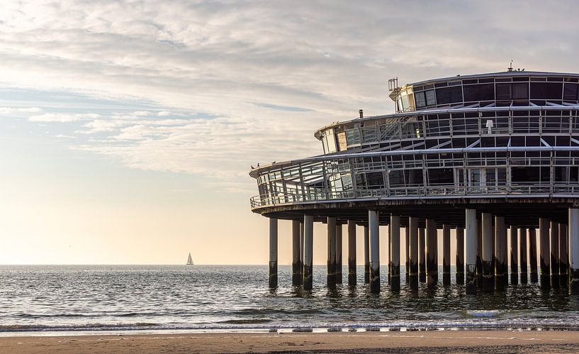 Sunset at Scheveningen Pier by Triki Photography