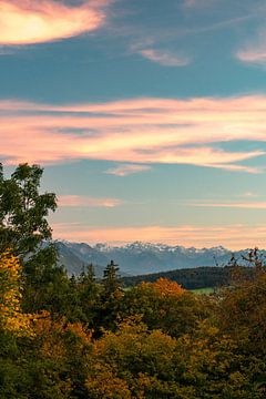 Herbstlicher Blick auf die Allgäuer Alpen von Leo Schindzielorz