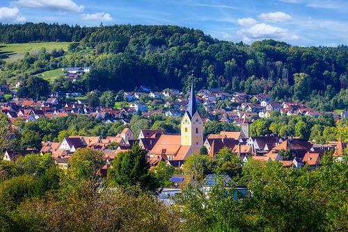 Uitzicht over Berching in het Altmühltal