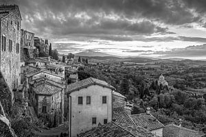 Montepulciano Sunset in schwarz weiß