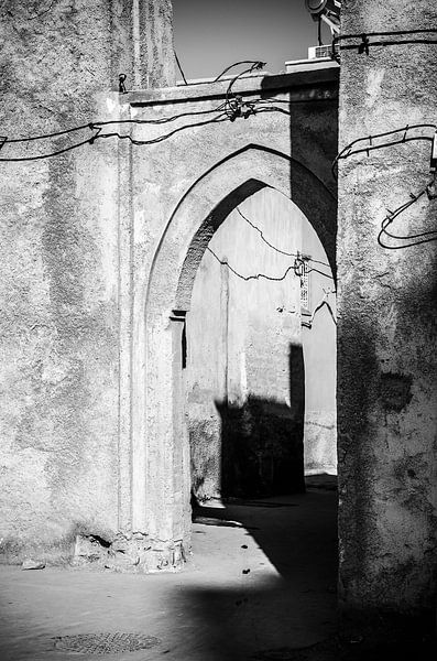 Maroccan passageway by Ilse Verdonk