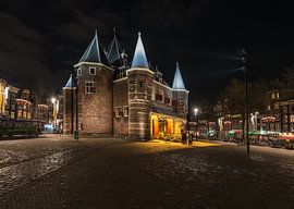 De Waag bij nacht  by Paul Tolen