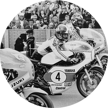 Start 500 cc 1975 TT Assen van Harry Hadders