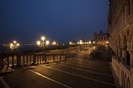 Blaue Stunde am Markusplatz in Venedig von Andreas Müller Miniaturansicht