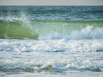 Wellen auf See von Martijn Tilroe