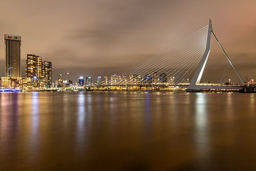 Erasmus Bridge Rotterdam illuminated
