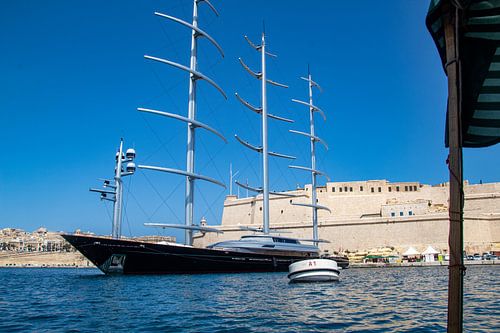 Maritieme Perfectie in Beeld – De Maltese Falcon