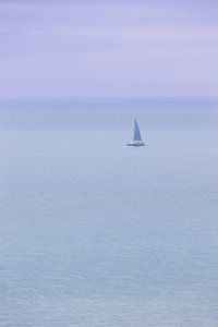 Minimalistische zeilboot Pastelkleuren
