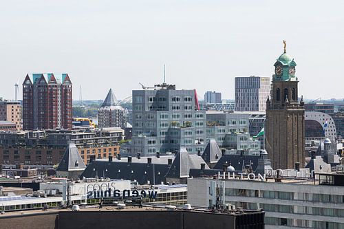 Het uitzicht op de binnenstad van Rotterdam met diverse bekende gebouwen