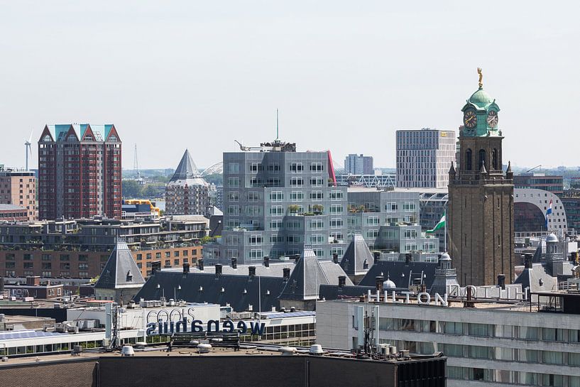 Het uitzicht op de binnenstad van Rotterdam met diverse bekende gebouwen van MS Fotografie | Marc van der Stelt