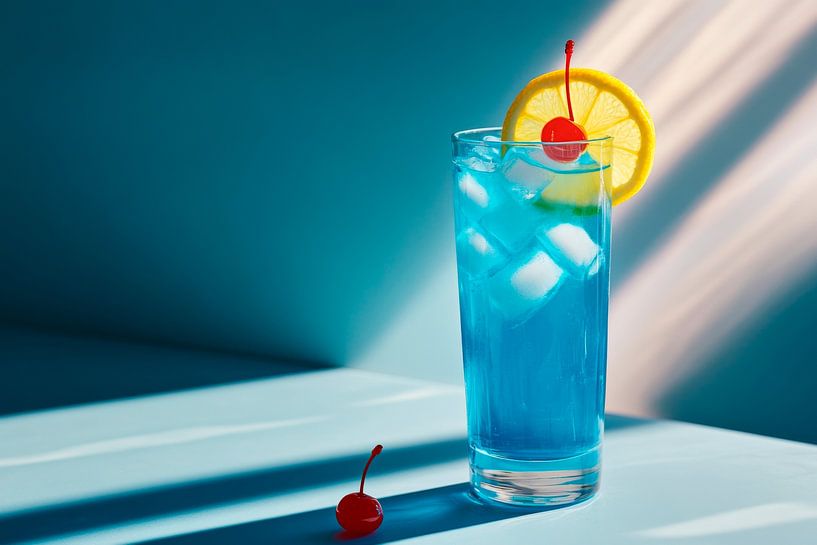 Blauer Cocktail von Poster Art Shop
