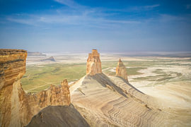 Bozzhyra, Kasachstan – eine außerirdisch anmutende Landschaft auf dem Ustyurt-Plateau