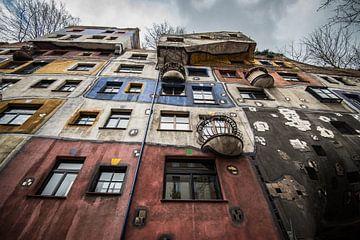 Hundertwasserhaus by Ronne Vinkx
