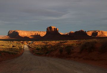 Monument Valley by Matthias Brix