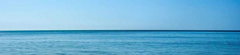 The sea, the vastness (wide screen photo) by Norbert Sülzner