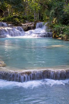 Kuang Si watervallen in Laos van Walter G. Allgöwer