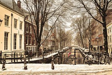 Amsterdamer Stadtzentrum im Winter