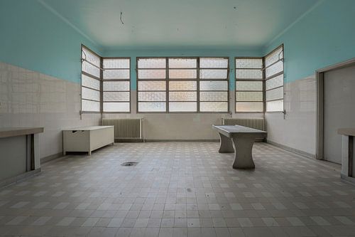 room in abandoned mortuary by Ivana Luijten