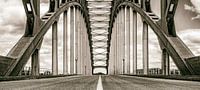 Alte IJsselbrug über die IJssel zwischen Zwolle und Hattem.