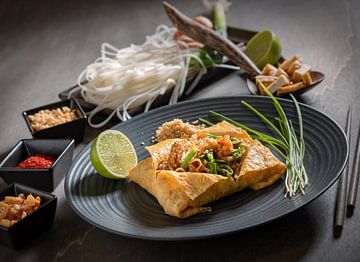 Phad Thai by Alex Neumayer