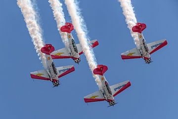 Aeroshell Aerobatic Team.