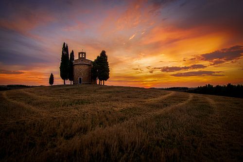 Chapelle au coucher du soleil sur Kelly Grosemans