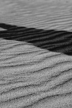 Zeeland Strand Renesse Watergat | Strandfotografie schwarz-weiß von Studio Stoks