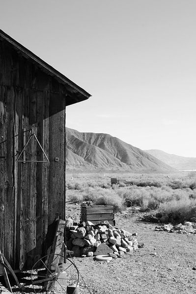 Schuur of barn Ghost Town Death Valley Amerika USA van Deer.nl