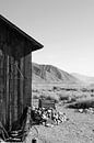 Schuur of barn Ghost Town Death Valley Amerika USA van Deer.nl thumbnail
