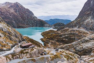 Stuwmeer in de bergen | Landschapsfotografie - Lac d'Emosson, Zwitserland van Merlijn Arina Photography