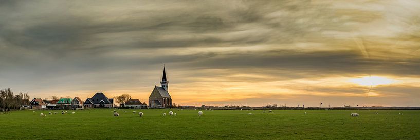 Den Hoorn Texel mit einem wunderschönen Sonnenuntergang von Texel360Fotografie Richard Heerschap