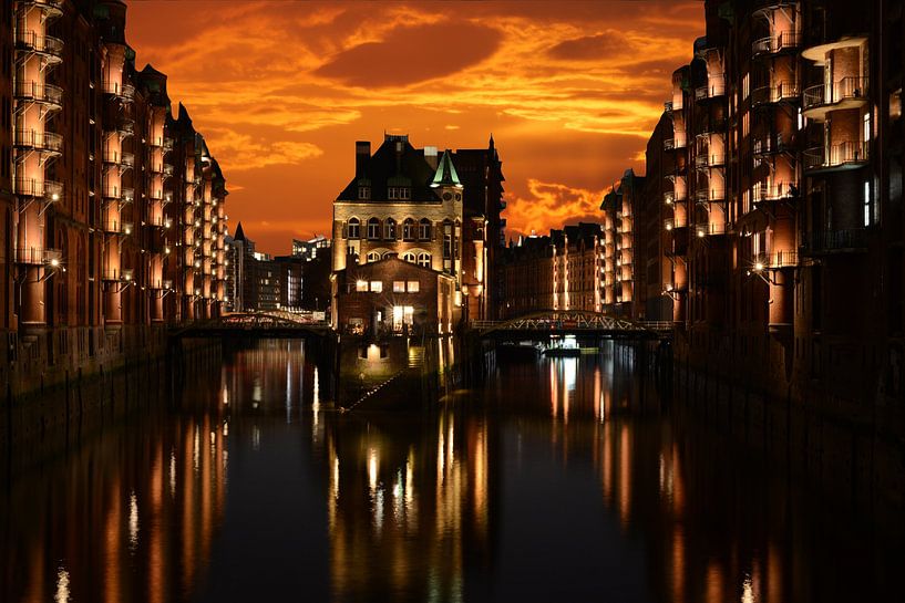 Hamburg by Hello Pompoyo