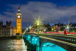 LONDRES Big Ben et le pont de Westminster de nuit