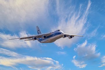 Antonov 124 in the sky