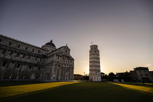 Am Piazza dei Miracoli bei Sonnenaufgang, Pisa
