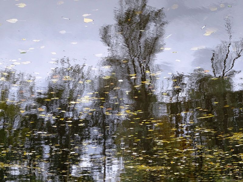 Urbane Reflektion - Stille Wasser von MoArt (Maurice Heuts)