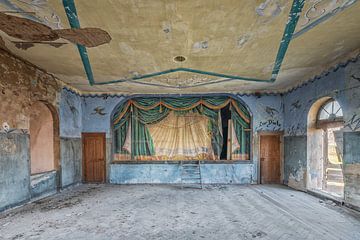 Salle de bal abandonnée sur Gentleman of Decay