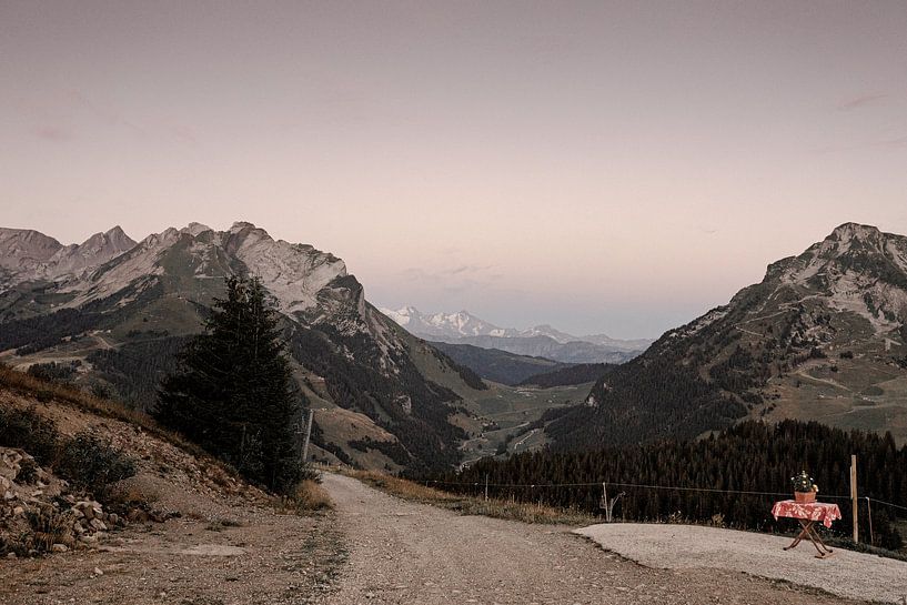 dinner in the mountains by Tineke Smith