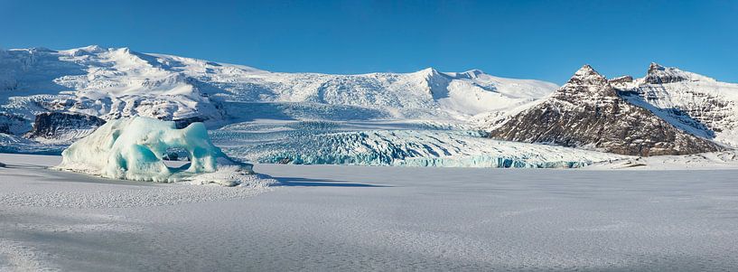 Fjallsárlón Iceberg, Panorama Photo. Offshoot of the Vatnajökull Glacier in Iceland by Gert Hilbink