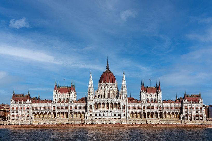 Budapest Parlament Frontansicht auf Donau von Andreea Eva Herczegh