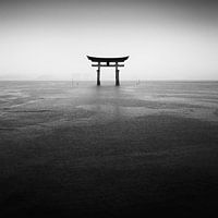 Itsukushima Torii unter dem Regen. Japan