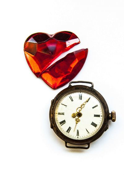 The time for love is over by Norbert Sülzner