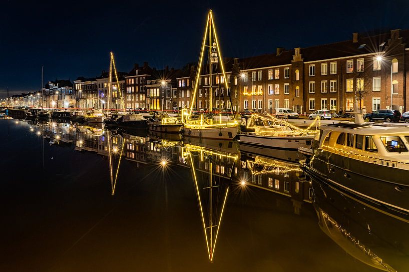 Middelburg Rouaansekaai at Christmas by Jan Poppe
