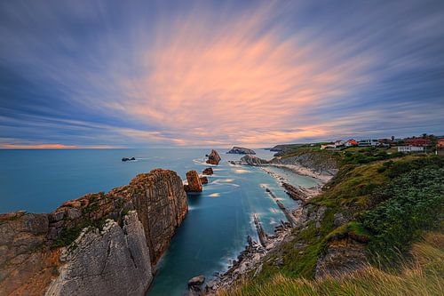 Zonsopkomst Playa de la Arnia, Cantabrië, Spanje
