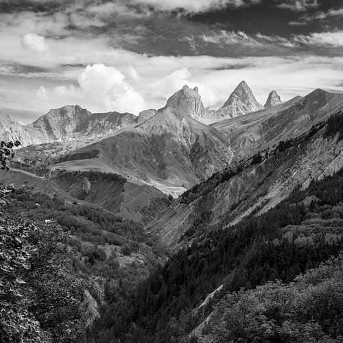 Prachtig uitzicht op de Aiguilles d'Arves Frankrijk