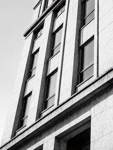 Brutalist Dream 05 van Fernando Vieira