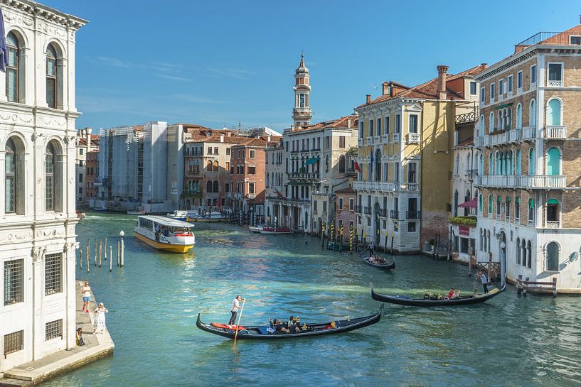 Gondola Venetië op de Canal Grande van Stefania van Lieshout