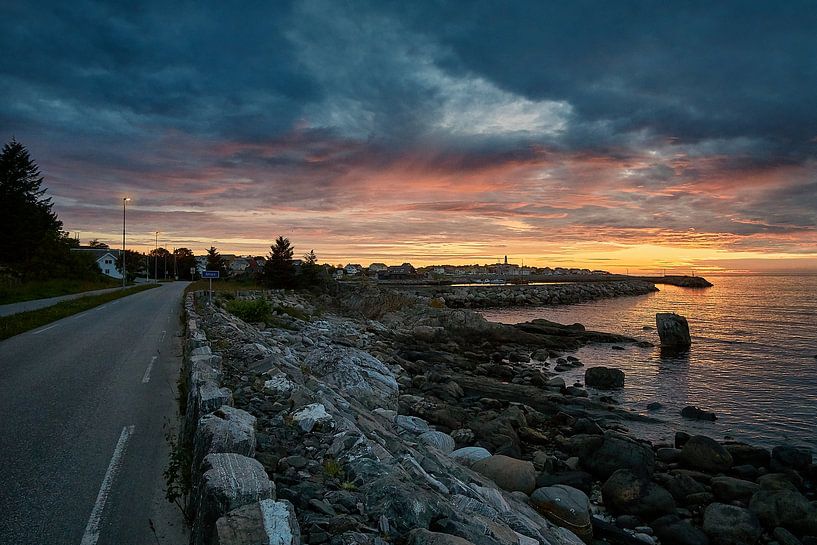 Sunset over Alnes, Norway by qtx